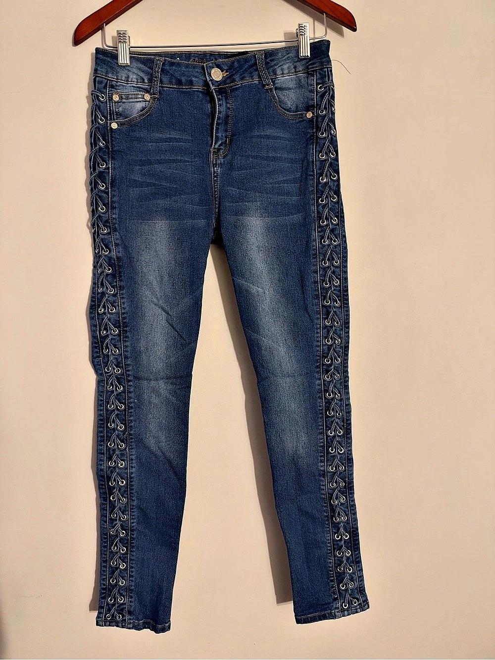 Mitzi Michel Women’s Lace-Up Skinny Jeans – Size 13